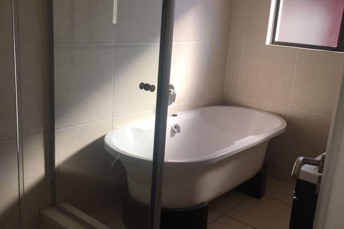 2 Bed Apartment for Sale - Photo 5