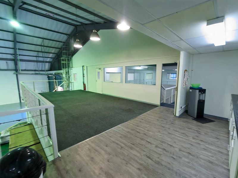 1189SQM WAREHOUSE PREMISES TO LET ALONG KOEBERG ROAD - Photo 7