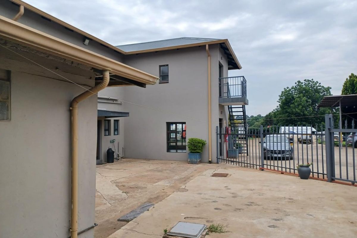 Duplex House & Office for Rental in Albermarle - Photo 3