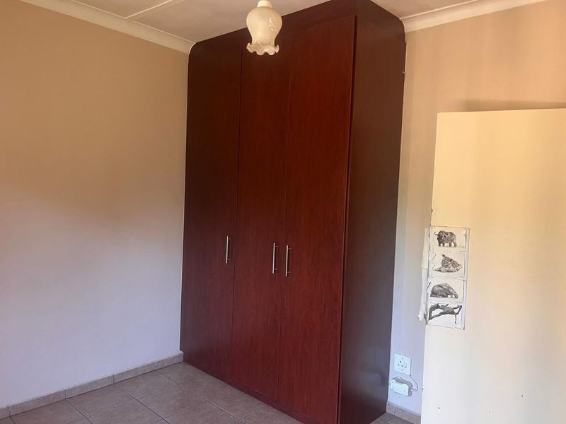 3 Bedroom House For Sale in Three Rivers - Photo 5