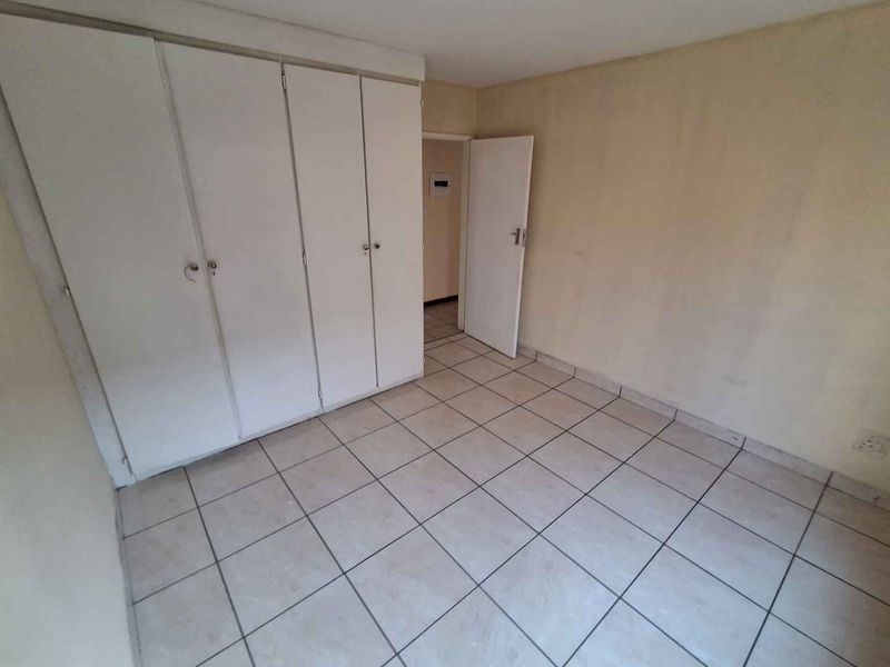 2 Bedroom Townhouse - Photo 9