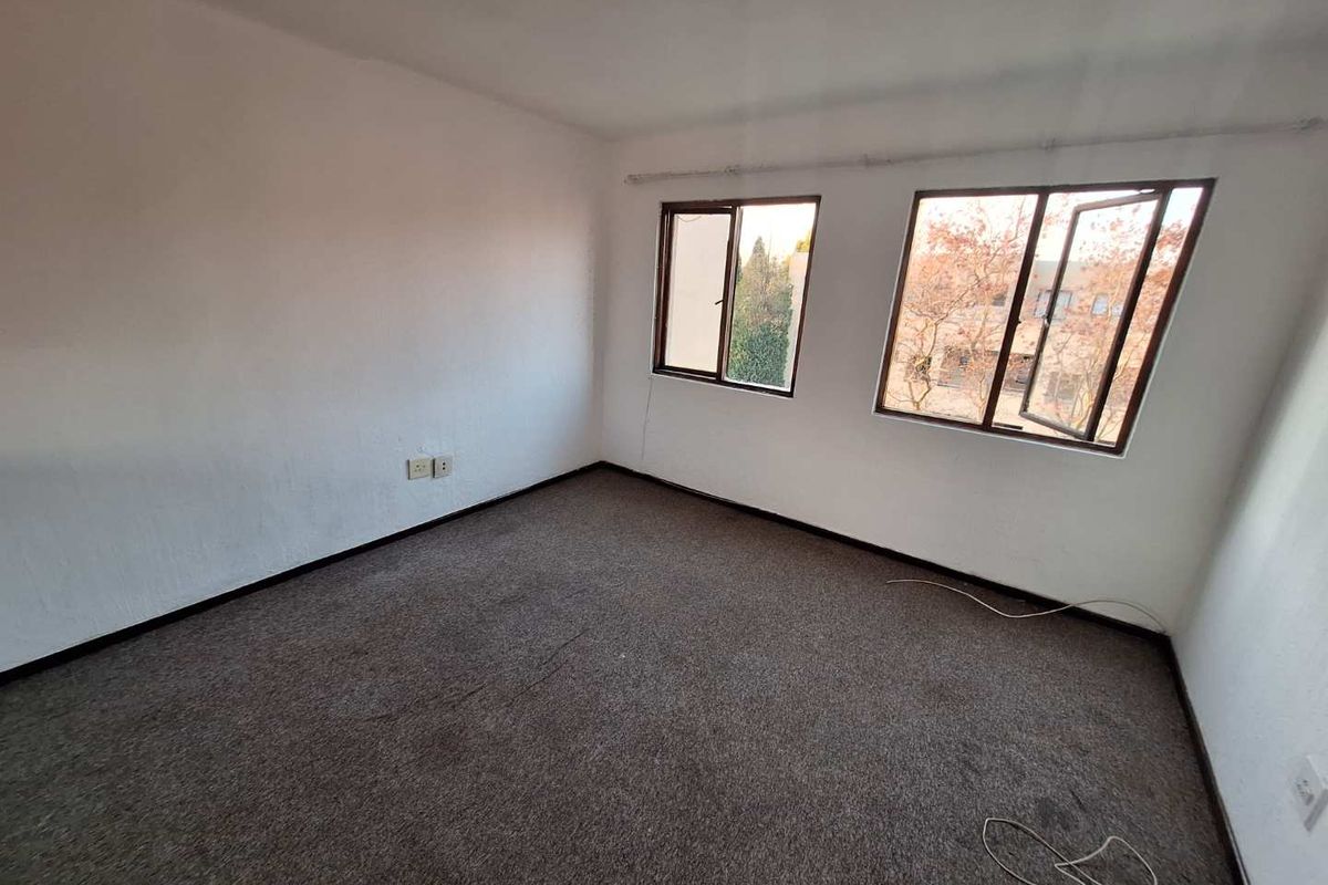 THE IDEAL LOCK UP AND GO - Photo 5