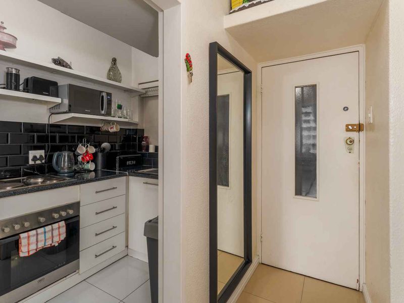 Studio Apartment | Trafalgar Centre, Foreshore Excellent Airbnb & Investment Opportunity – Cape Town - Photo 8