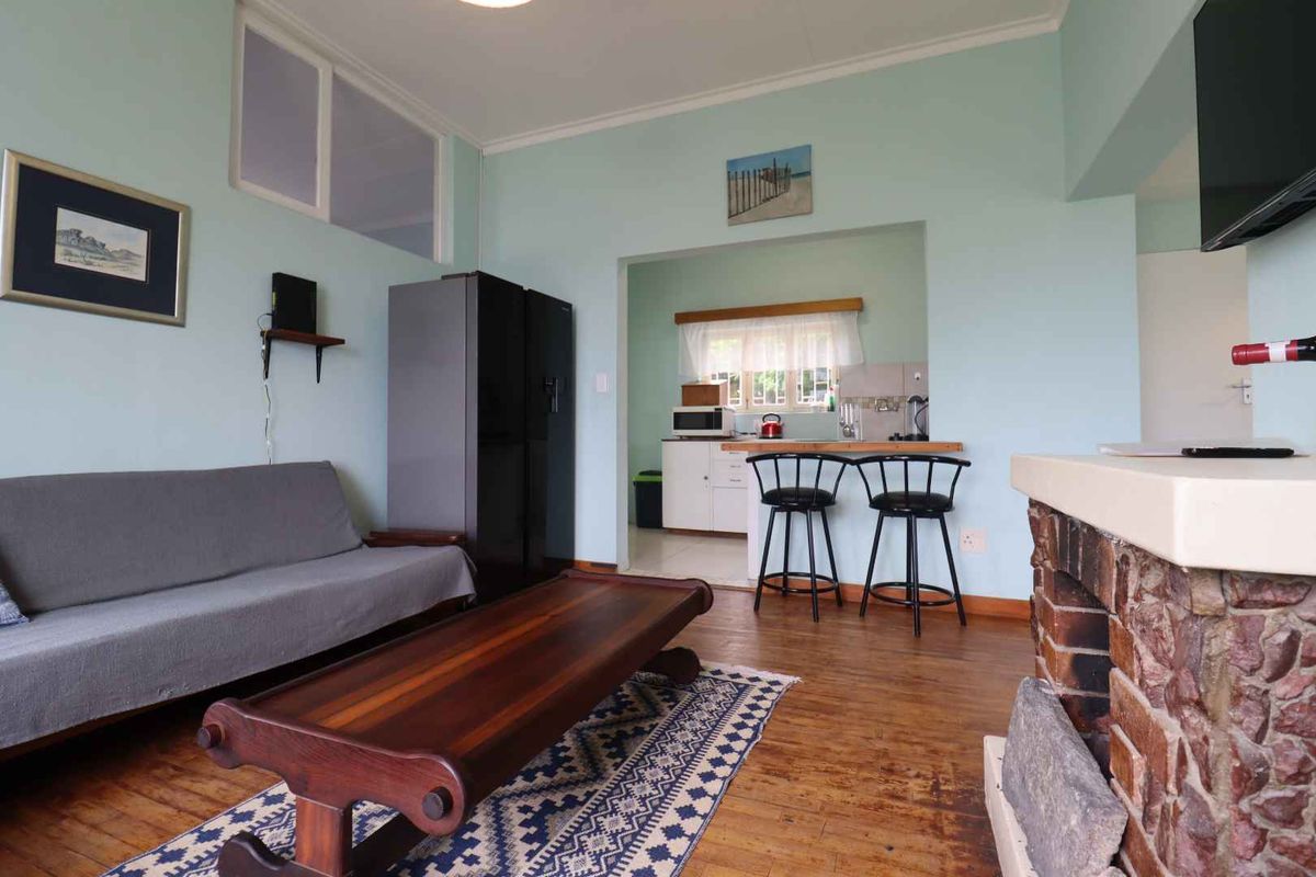 2 Bedroom Beachfront Home For sale with Permanent Ocean Views - Prime Investment Potential - Photo 4
