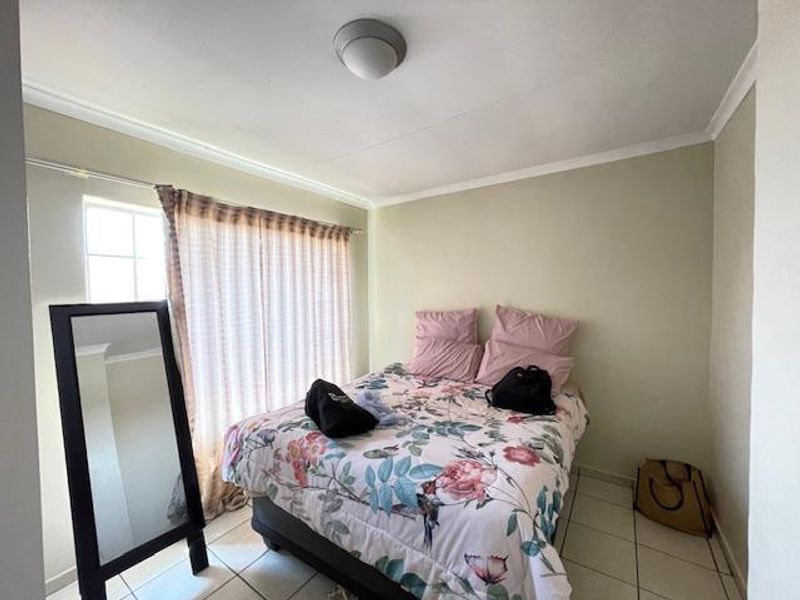 Neat 2-Bedroom Apartment for Sale in Clarina - Photo 6