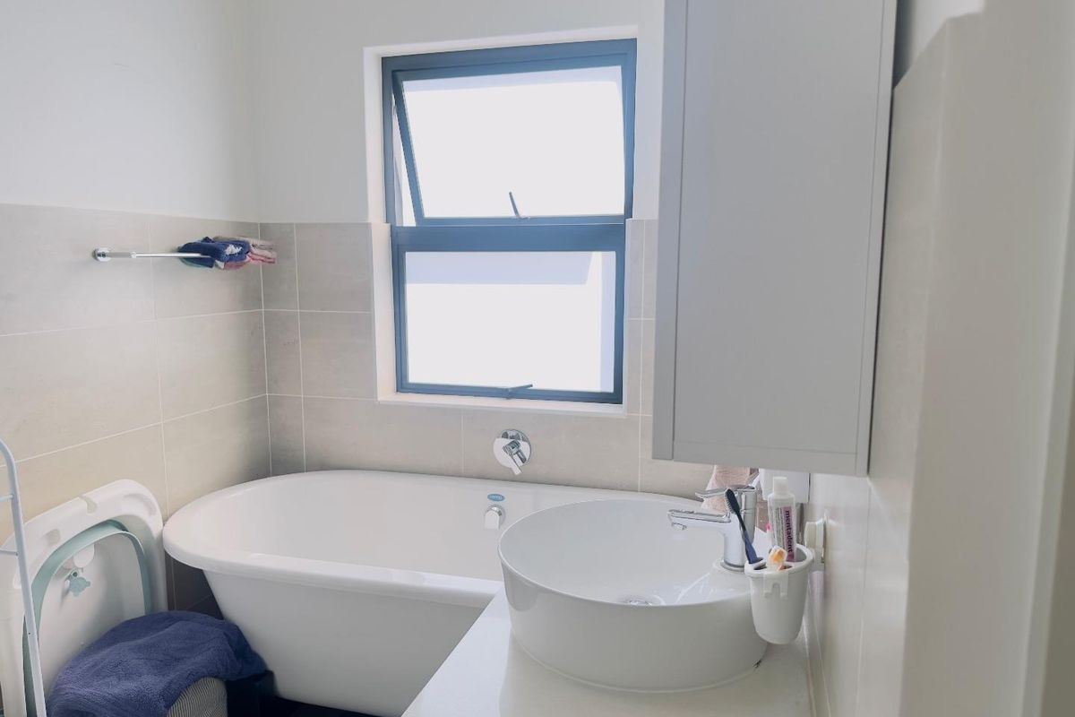 3-Bedroom Family Home for Sale at Thatchfield - Photo 5