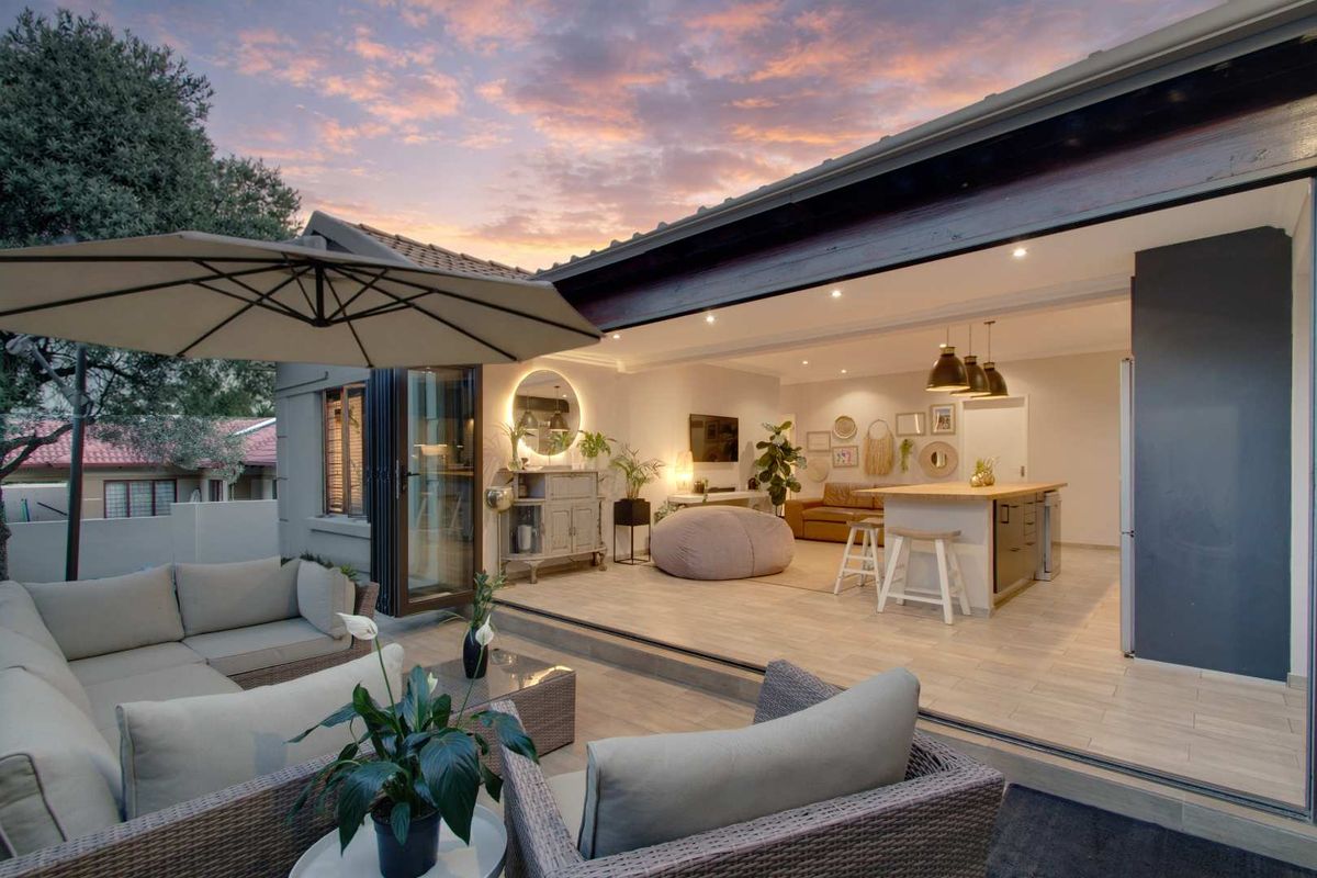 Stunning 4-Bedroom Cluster in Sought-After Firenza Estate – Randpark Ridge - Photo 2