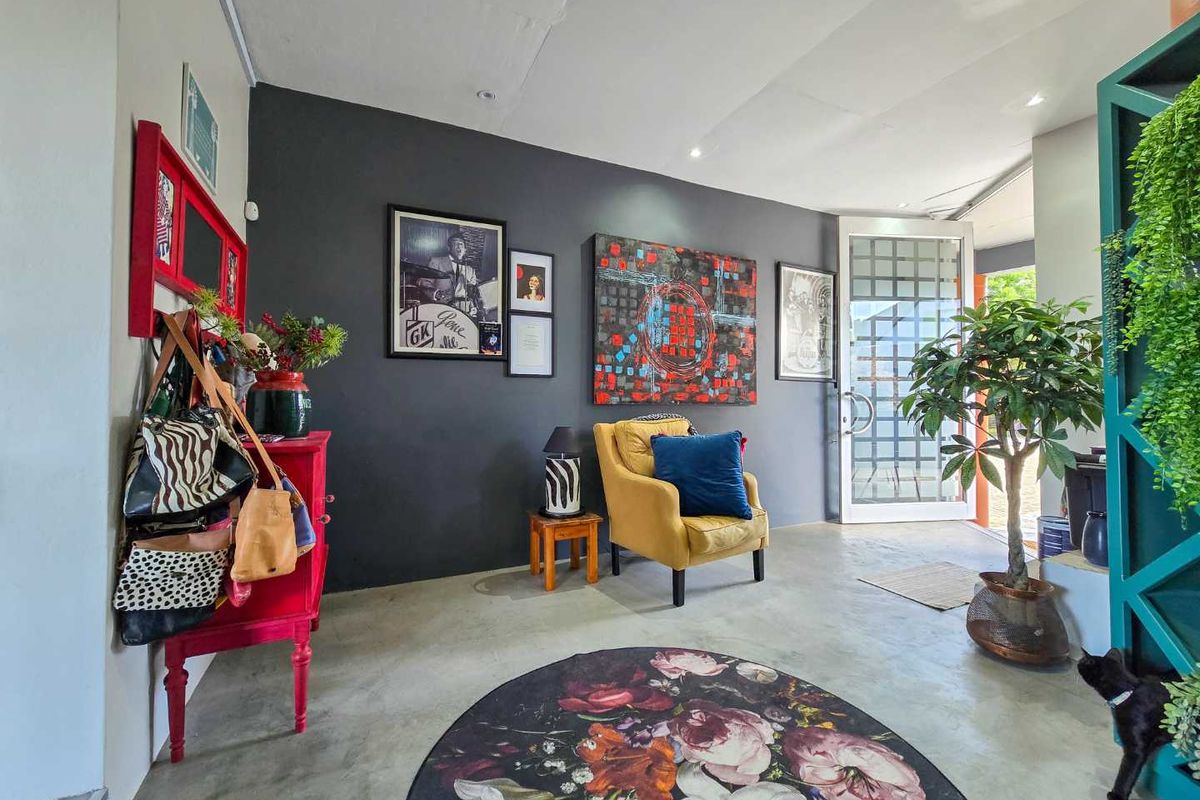 Stunning home with river view for sale in Stilbaai-Wes. - Photo 4