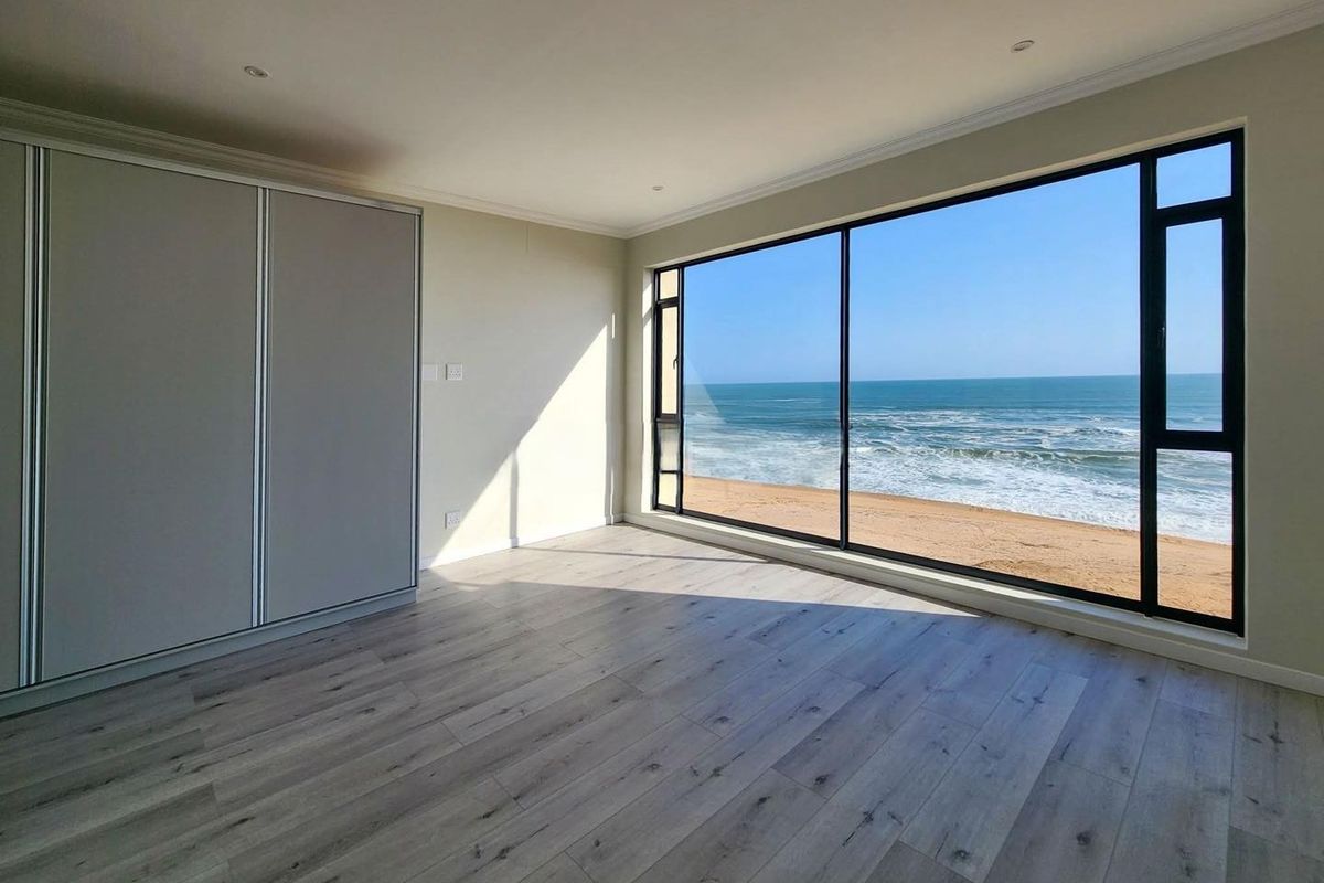 Exceptional design!!  On the beach!! - Photo 4