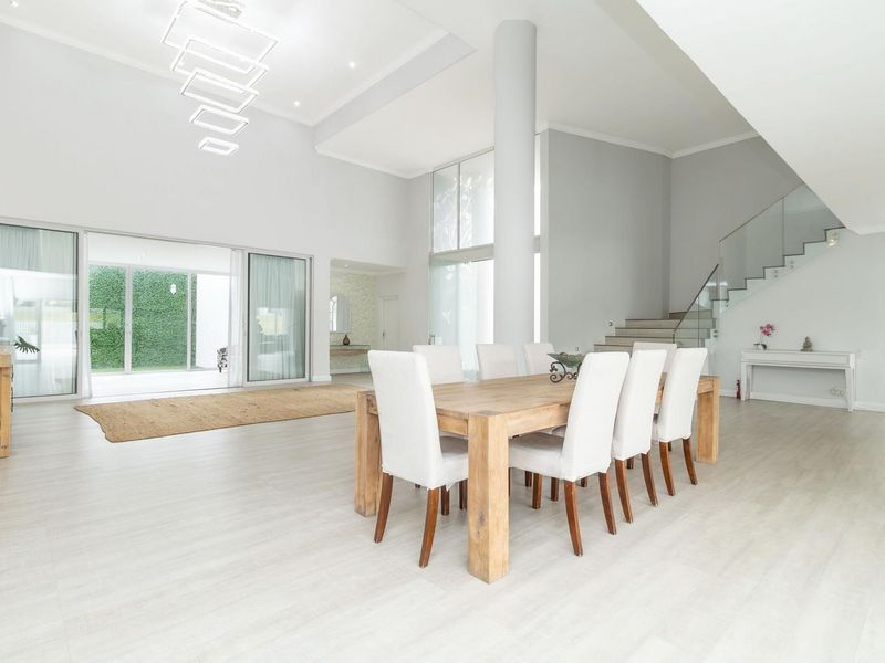 Sun-kissed country Estate family home - Photo 9