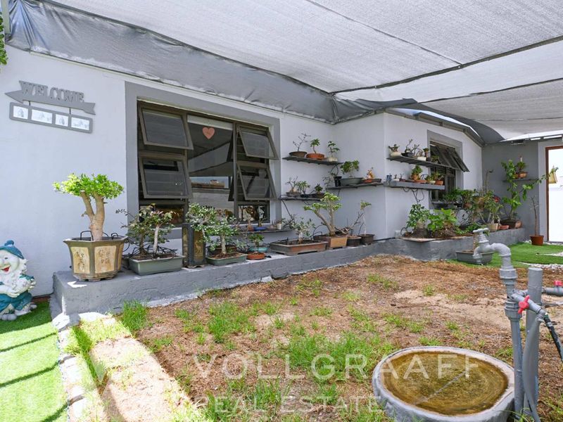 A Home Designed for Living, Gathering, and Making Memories - Photo 8