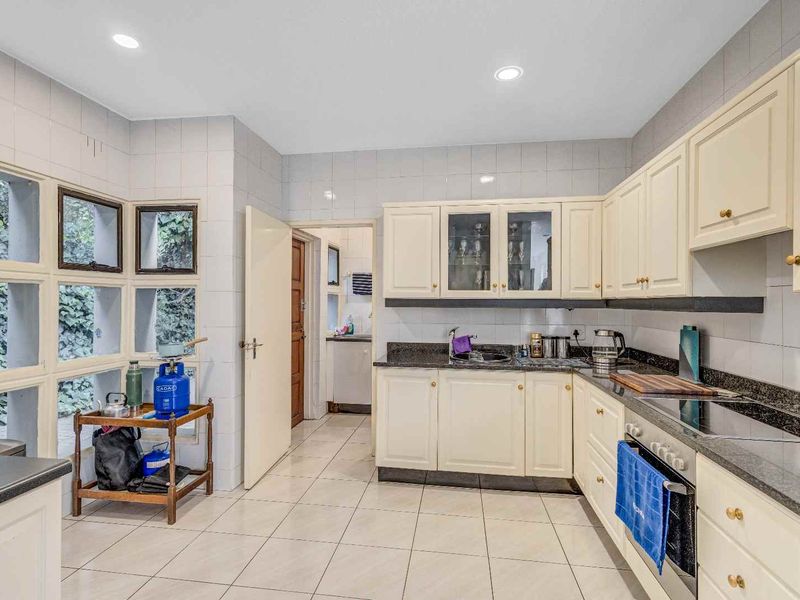 Warm, Light-Filled Home with Tranquil Garden Setting in Fourways Gardens Phase 2 - Photo 6