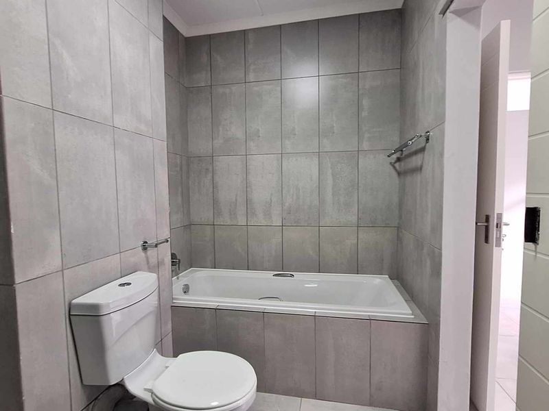 Modern 1 bedroom apartment in Ferndale - Photo 9