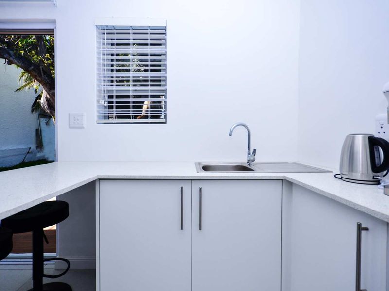 Holiday cottage in Camps Bay in walking distance to the Beach - Photo 4