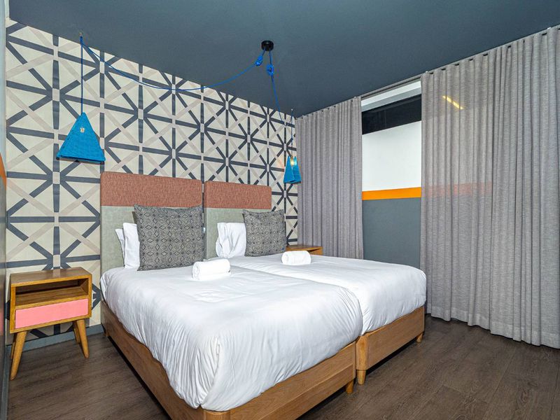 A Spacious WEX1 Apartment Defined by Lifestyle and Location - Photo 8