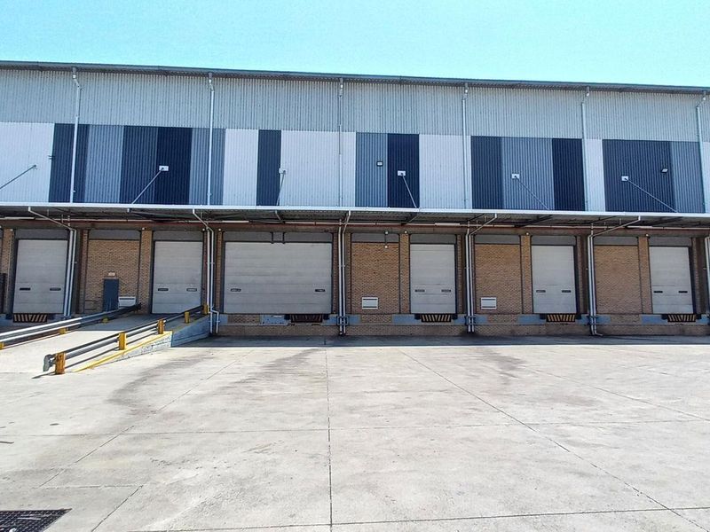 6 845m2 Isando Warehouse To Let - Photo 3