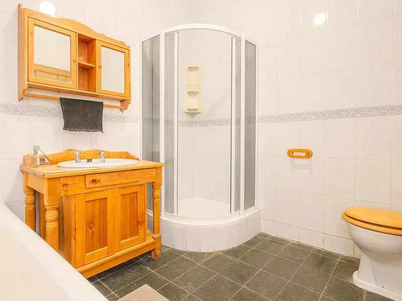 Charming Heritage Home on Spacious Corner Stand in Ladybrand - Photo 10