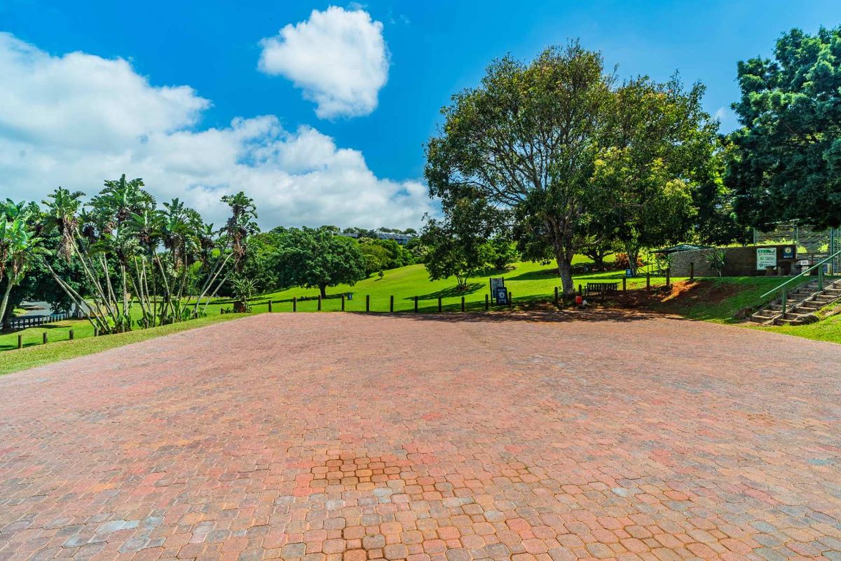 Hendra - Perfect Starter Home awaits in Sunningdale - Photo 2