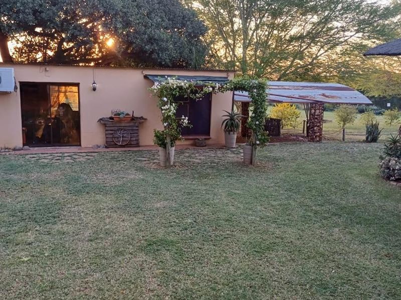 PLOT WITH TWO HOUSES AND FLAT FOR SALE-GROENKLOOF MOOINOOI - Photo 6