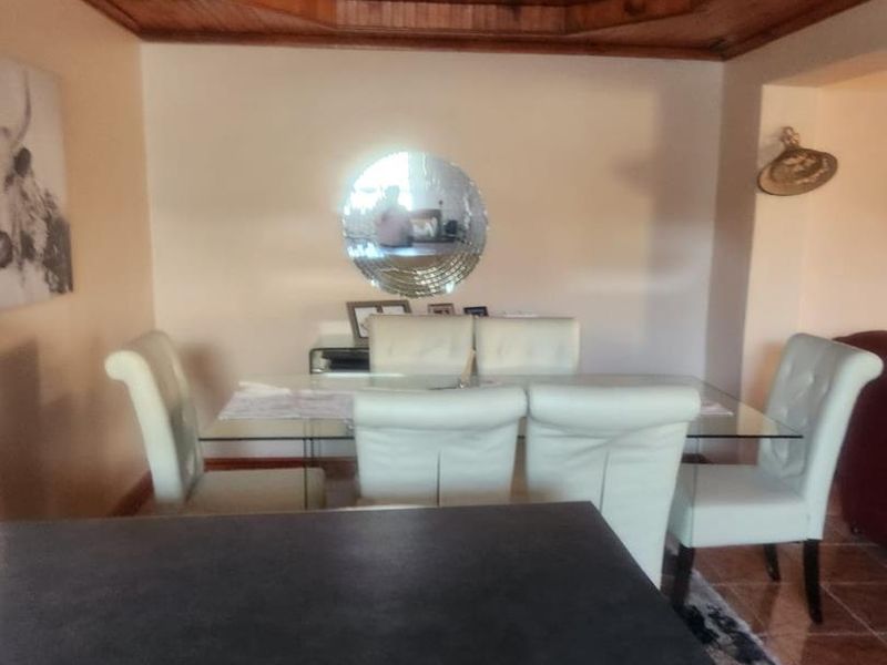 2 Bedroom House for Sale in Nyanga - Photo 7