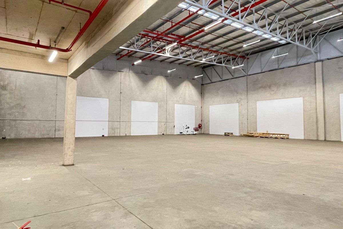 Prime Logistics & Distribution Warehouse To Let | Mount Edgecombe - Photo 2