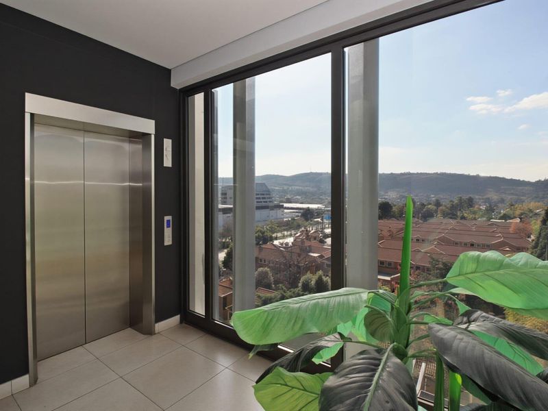 Modern Bachelor Apartment For Sale - Photo 2