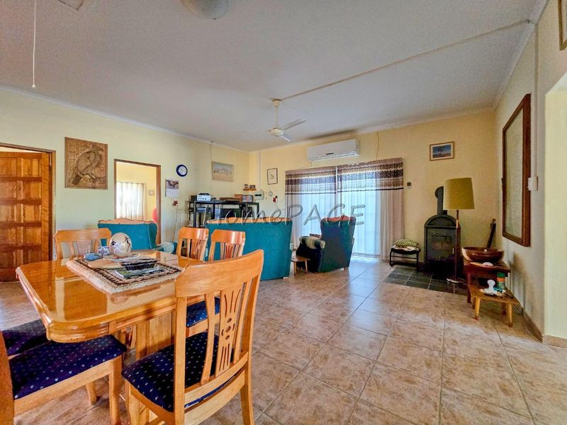 Usakos:  Smallholding close to Town is for Sale - Photo 10