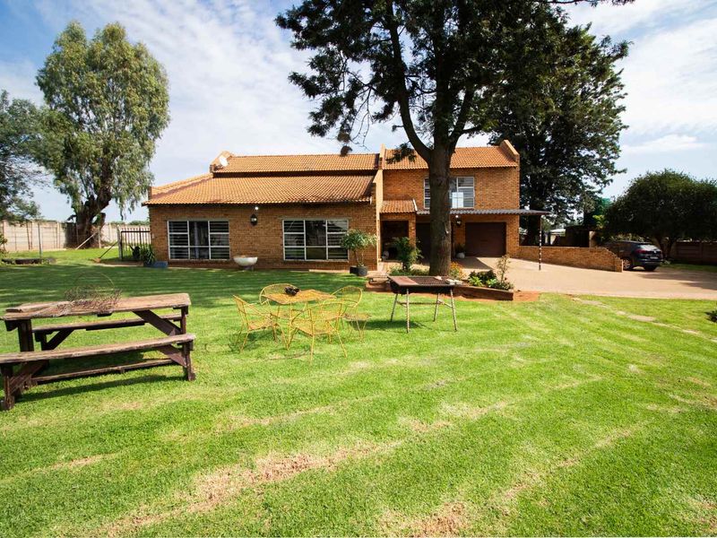 3.2 Hectare Agricultural Holding with Exceptional Potential For Sale in Elandsvlei, Randfontein - Photo 3