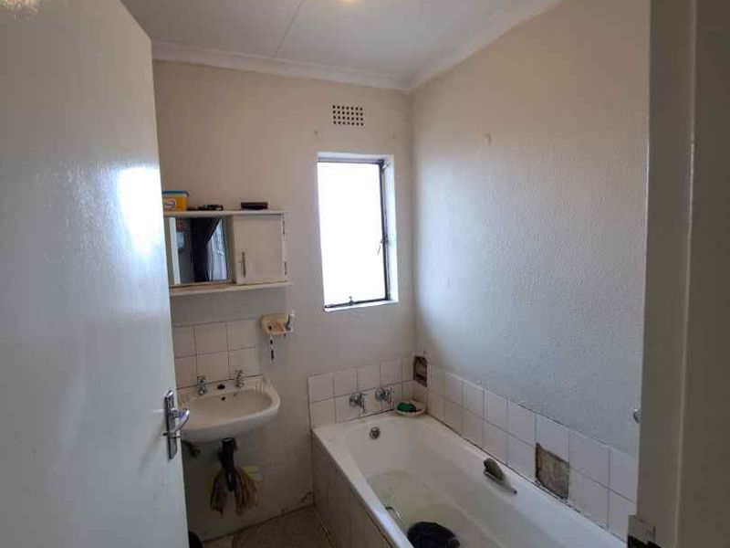 Stunning home with 3 bedrooms,1 bathroom,lounge - Photo 6