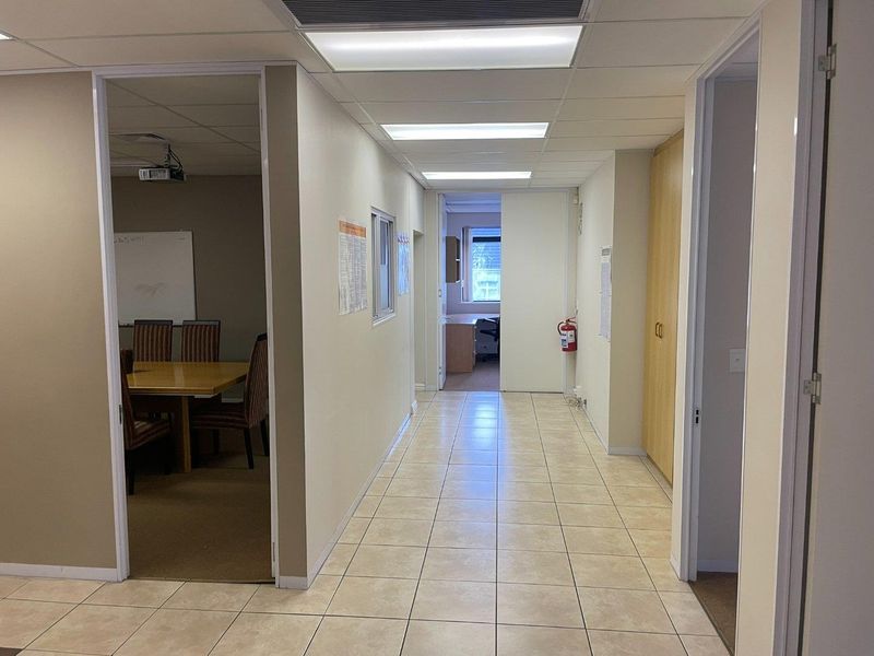 Prime Office Space for Rent in Steenberg Office Park — Southern Suburbs Excellence - Photo 9