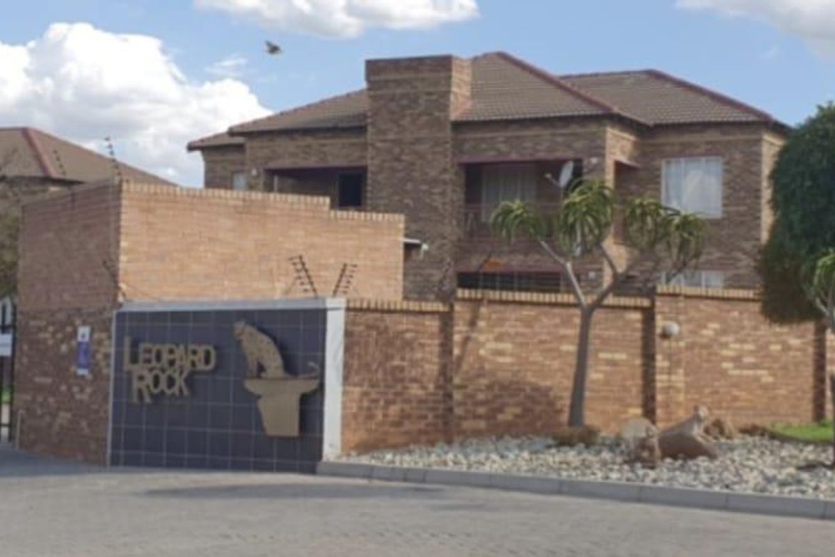 2 Bedroom House For Sale! - Photo 3