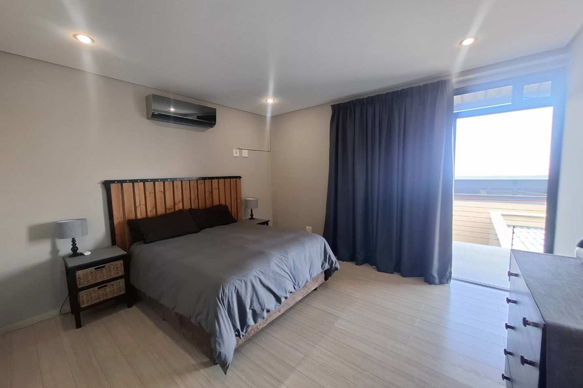 Luxury unit in Henning Villiage - Photo 5
