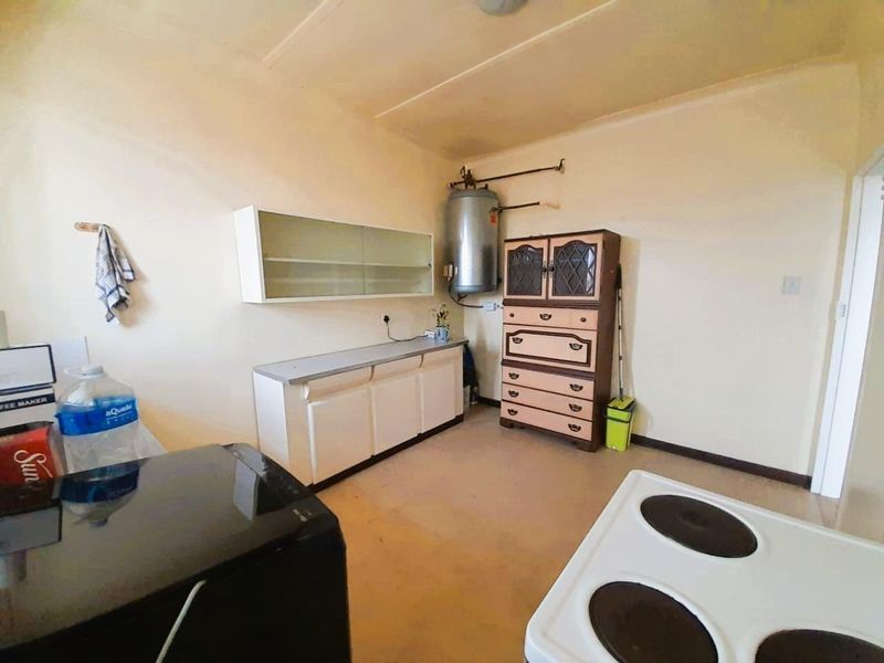 Bright & Spacious Living in Clearwater, New Redruth - Photo 10