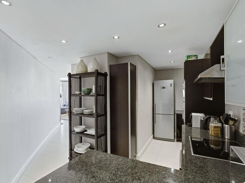 LUXURY LIVING IN THE HEART OF DE WATERKANT. THE POPULAR ROCKWELL COMPLEX - Photo 9