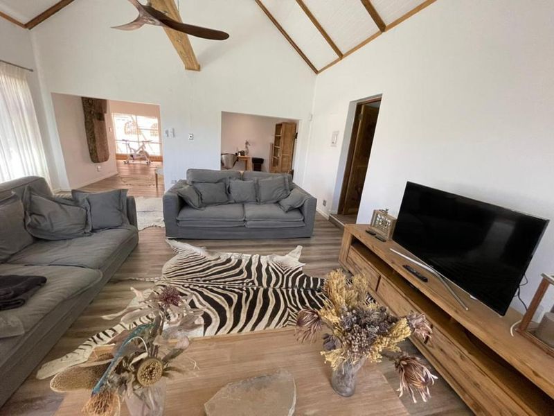 3 BEDROOM MULTI LEVEL HOUSE TO LET IN EROS - Photo 10