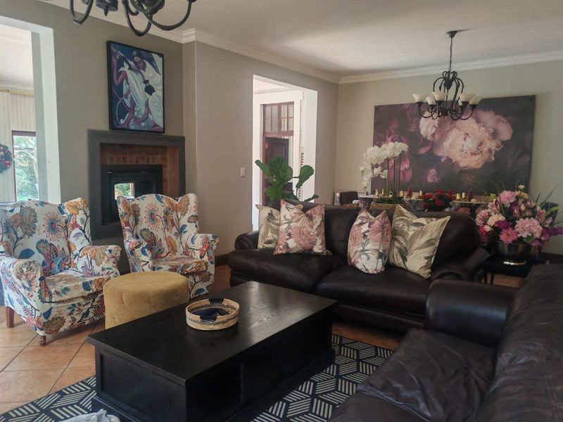 EXCLUSIVE MANDATE - AVAILABLE 1ST MAY 2026-  LOVELY SPACIOUS FAMILY HOME IN SECURITY - Photo 5