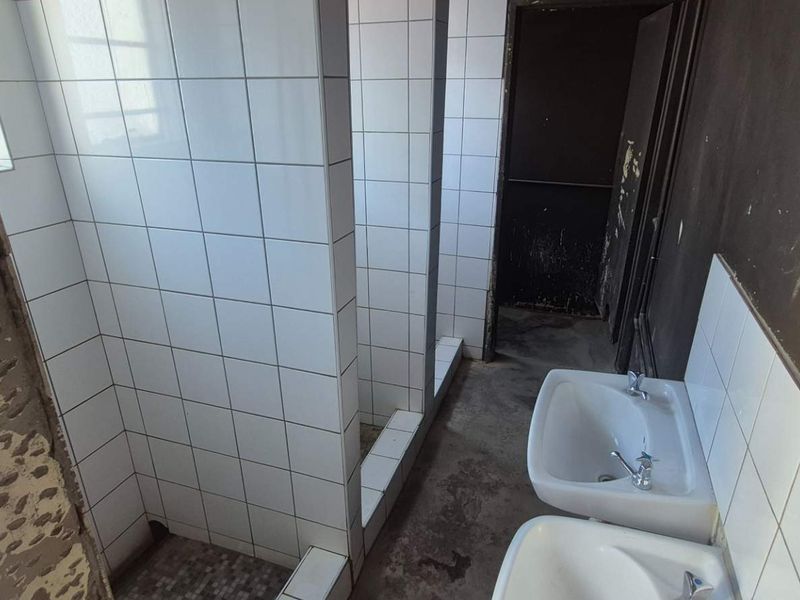 Grysblock two compound properties for sale - Photo 6