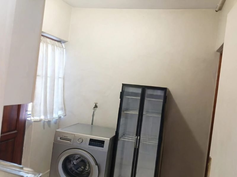 Neat 2-Bedroom Duplex with Garage | SHARED RESIDENTIAL PROPERTY |  Oak Glen, Bellville | R10'000 p/m - Photo 9