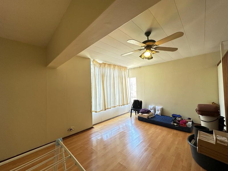 Charming 1-BR in Sunnyside: Secure, Central, Convenient! - Photo 5