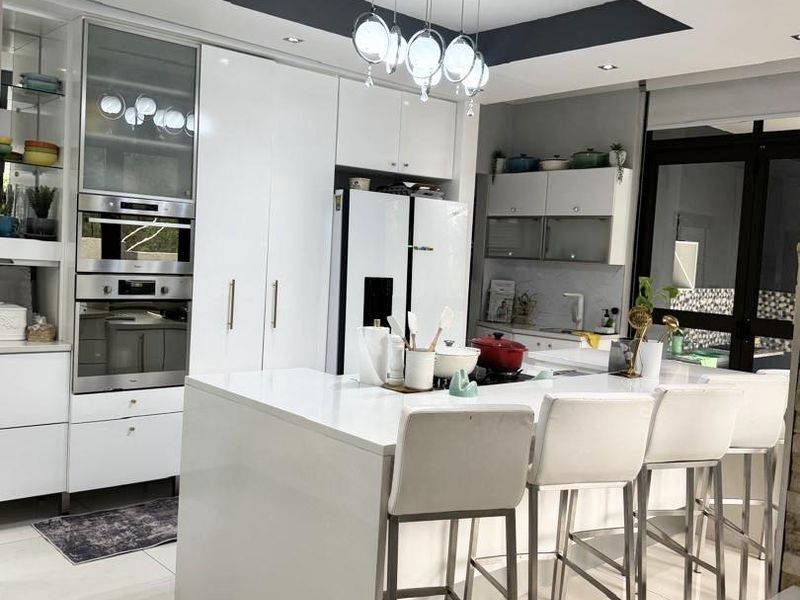 5 Bedrooms House For Sale in Auasblick - Photo 5