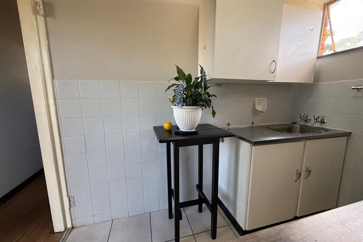 Bachelor Flat - Waverley - Photo 4