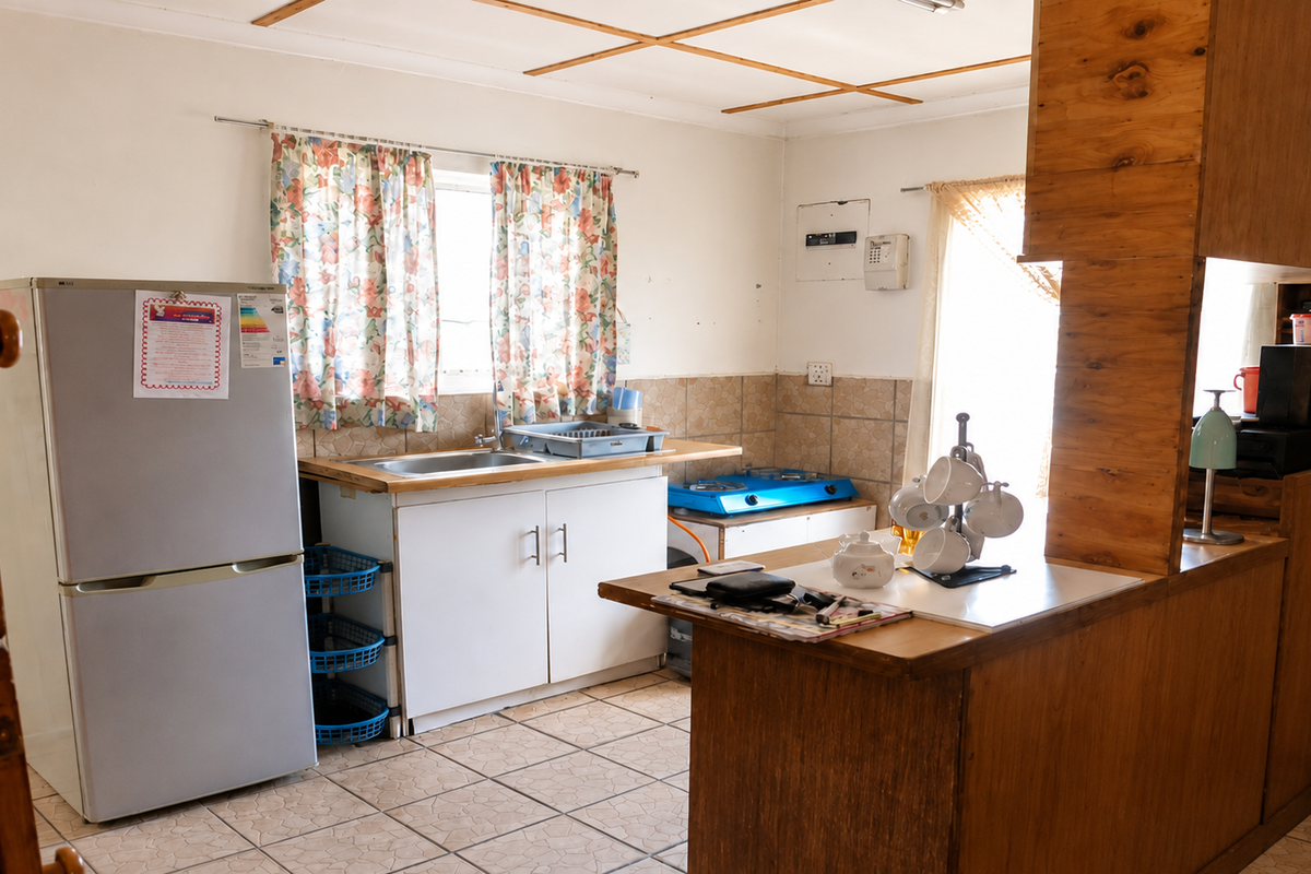 3 Bedroom House - Photo 5