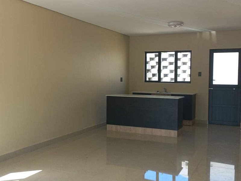 Beautiful 3 bedroom Townhouse tor rent - Photo 9