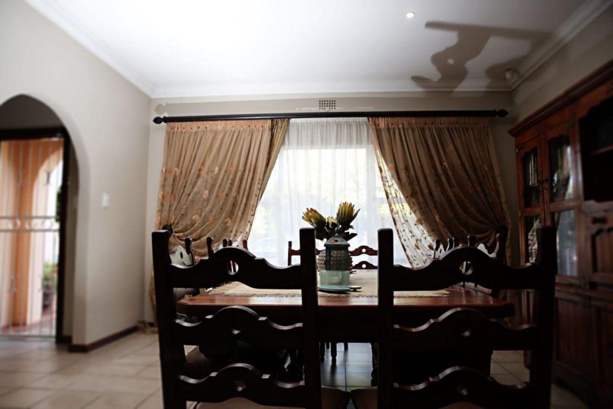 Excellent location -  A HOME for your family - Photo 4