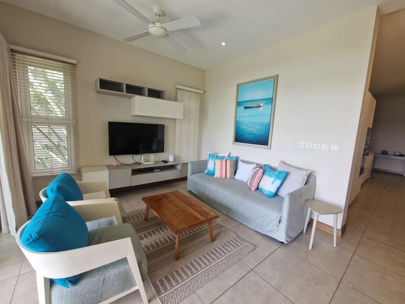 Elegant Sea Front Appartment in small secure estate - Photo 9