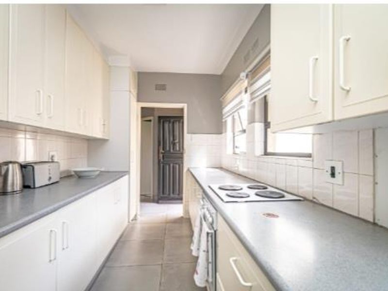 Spacious Family Home in Prime Location - Photo 3