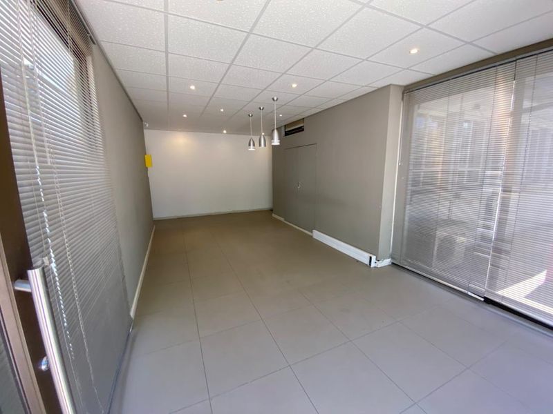 Warehouse for sale - Southern Industrial - Photo 3