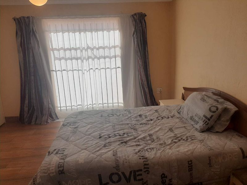 3 Bedroom House in Rewlatch - Photo 4