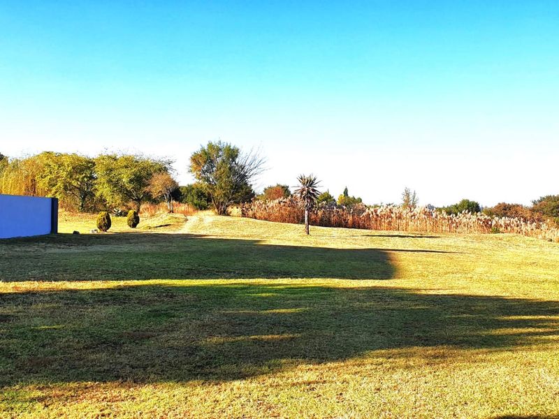 Prime Residential Land in Blue Valley Golf and Country Estate - Photo 3