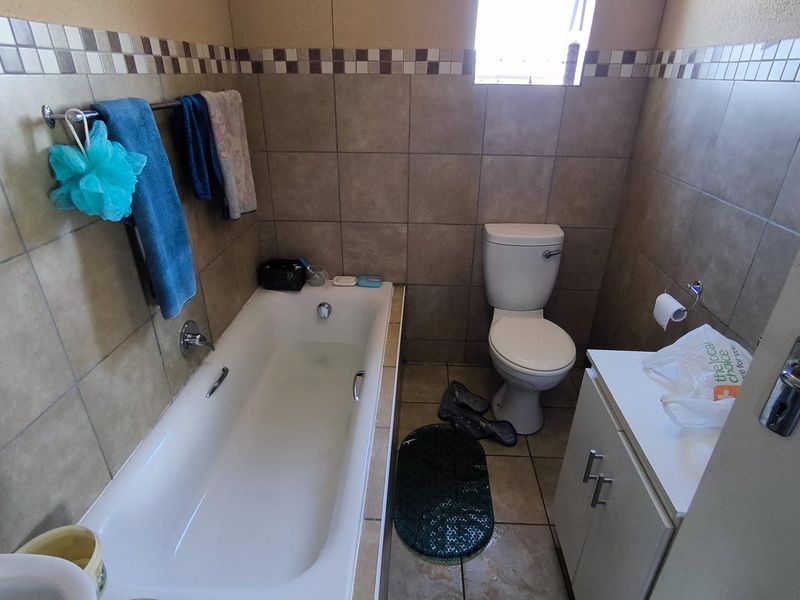 Modern Double Storey! - Photo 10